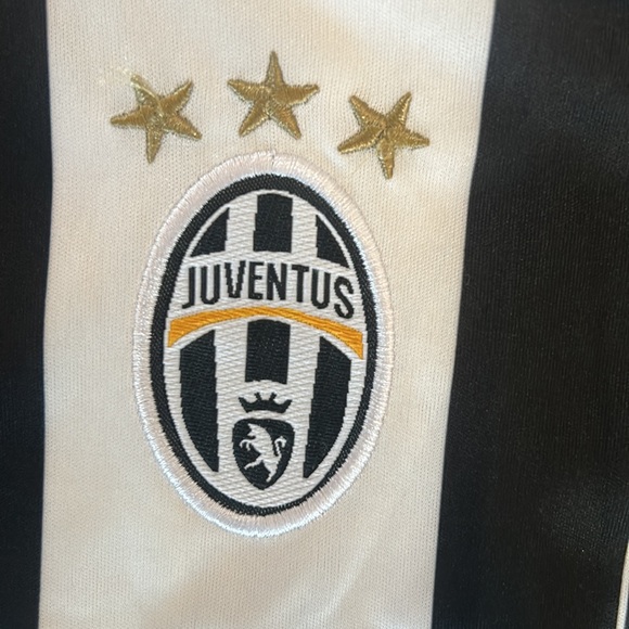 NWOT TAGS kids two pieces JUVENTUS 2016 soccer football team in size 18 kids - Picture 4 of 5